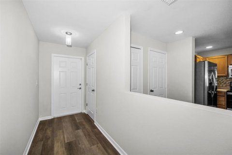 Touwnhouse à vendre à Tampa, Floride: 3 chambres, 141.58 m2 № 2302282 - photo 5