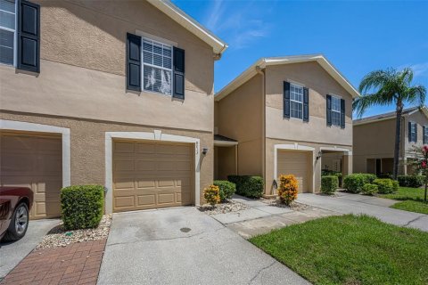Touwnhouse à vendre à Tampa, Floride: 3 chambres, 141.58 m2 № 2302282 - photo 2