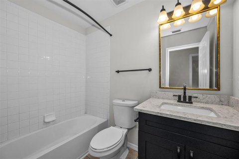 Touwnhouse à vendre à Tampa, Floride: 3 chambres, 141.58 m2 № 2302282 - photo 24