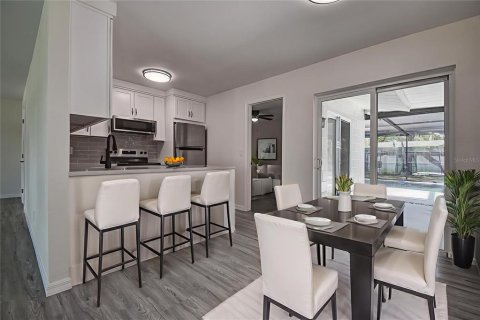 Casa en venta en Pinellas Park, Florida, 3 dormitorios, 112.13 m2 № 1914220 - foto 11