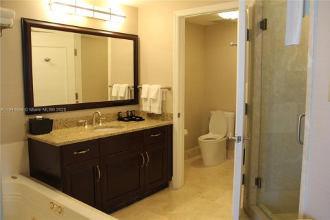 Condominio en venta en Miami Beach, Florida, 2 dormitorios, 144.65 m2 № 1877952 - foto 17