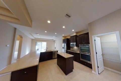 Casa en alquiler en Wesley Chapel, Florida, 4 dormitorios, 243.22 m2 № 1903087 - foto 7