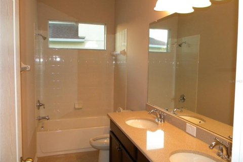 Casa en alquiler en Wesley Chapel, Florida, 4 dormitorios, 243.22 m2 № 1903087 - foto 24