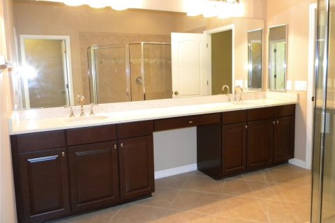 Casa en alquiler en Wesley Chapel, Florida, 4 dormitorios, 243.22 m2 № 1903087 - foto 12