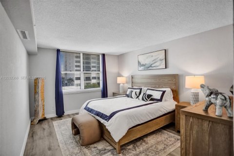 Condominio en alquiler en Hollywood, Florida, 1 dormitorio, 77.57 m2 № 2085840 - foto 20