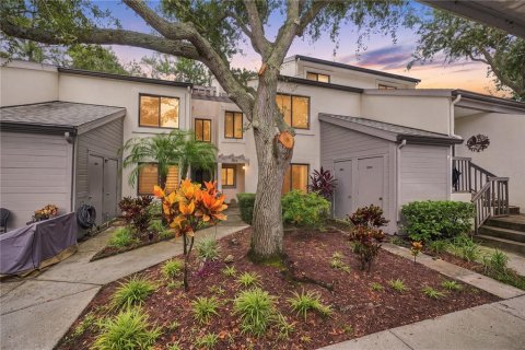 Condo à Largo, Floride, 2 chambres  № 2387456