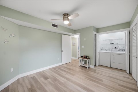 Copropriété à vendre à Largo, Floride: 2 chambres, 111.48 m2 № 2387456 - photo 23