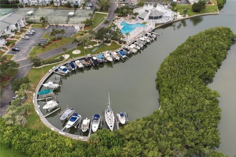 Copropriété à vendre à Largo, Floride: 2 chambres, 111.48 m2 № 2387456 - photo 2