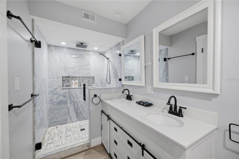 Copropriété à vendre à Largo, Floride: 2 chambres, 111.48 m2 № 2387456 - photo 19