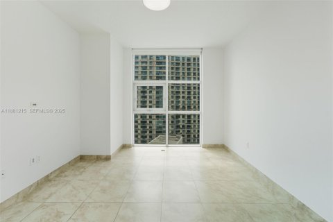 Condo in Miami, Florida, 2 bedrooms № 1983162 - photo 14