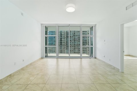 Condo in Miami, Florida, 2 bedrooms № 1983162 - photo 7