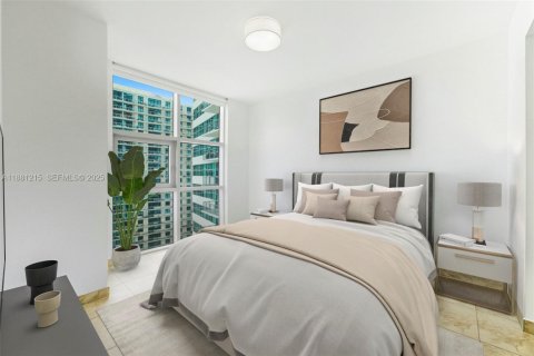 Condo in Miami, Florida, 2 bedrooms № 1983162 - photo 12