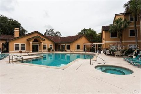 Condo in Kissimmee, Florida, 2 bedrooms  № 1572671 - photo 2