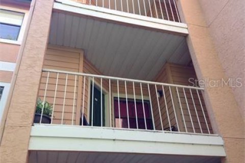 Condo in Kissimmee, Florida, 2 bedrooms  № 1572671 - photo 3