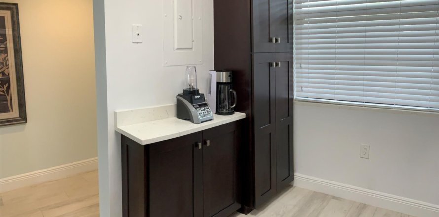 Condo à Davie, Floride, 2 chambres № 1142590