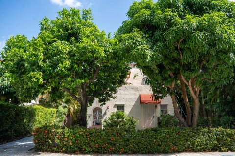Villa ou maison à Palm Beach, Floride 5 chambres, 278.24 m2 № 2087649