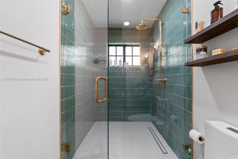 Villa ou maison à louer à Palmetto Bay, Floride: 4 chambres, 285.49 m2 № 1924410 - photo 26