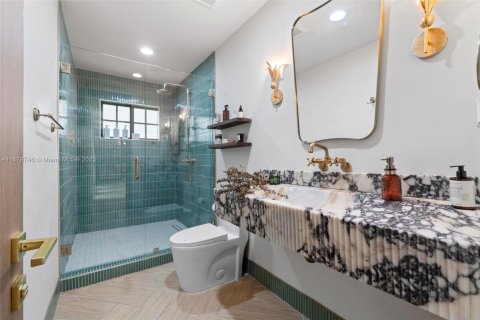 Villa ou maison à louer à Palmetto Bay, Floride: 4 chambres, 285.49 m2 № 1924410 - photo 25