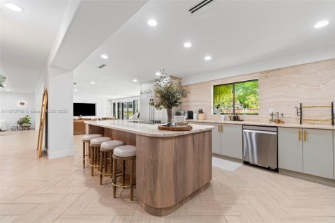 Villa ou maison à louer à Palmetto Bay, Floride: 4 chambres, 285.49 m2 № 1924410 - photo 10