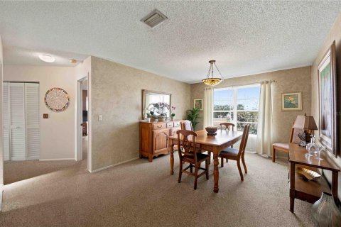 House in Bradenton, Florida 4 bedrooms, 184.32 sq.m. № 2329257 - photo 16