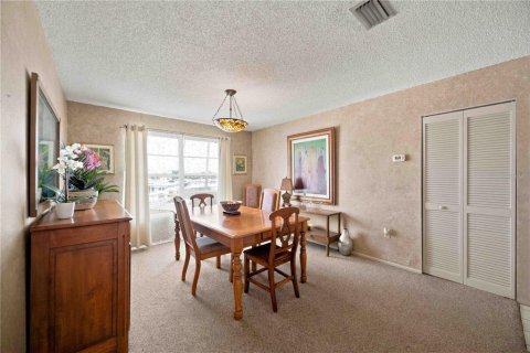 House in Bradenton, Florida 4 bedrooms, 184.32 sq.m. № 2329257 - photo 15