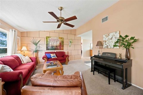 House in Bradenton, Florida 4 bedrooms, 184.32 sq.m. № 2329257 - photo 19