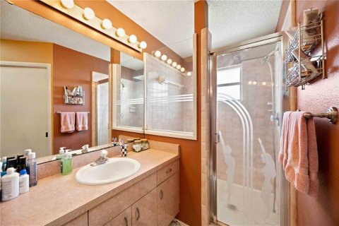 House in Bradenton, Florida 4 bedrooms, 184.32 sq.m. № 2329257 - photo 27