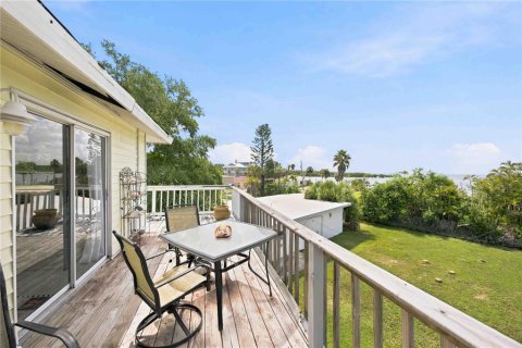 House in Bradenton, Florida 4 bedrooms, 184.32 sq.m. № 2329257 - photo 5