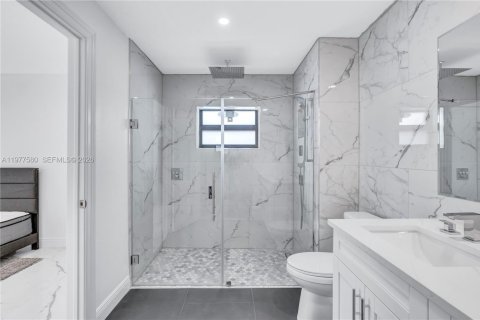 Villa ou maison à louer à Fort Lauderdale, Floride: 3 chambres, 180.14 m2 № 2041787 - photo 14