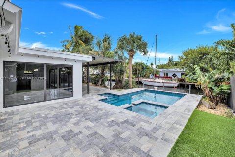 Villa ou maison à louer à Fort Lauderdale, Floride: 3 chambres, 180.14 m2 № 2041787 - photo 26