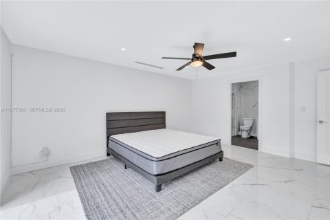 Villa ou maison à louer à Fort Lauderdale, Floride: 3 chambres, 180.14 m2 № 2041787 - photo 12