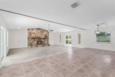 House in Orlando, Florida 3 bedrooms, 183.39 sq.m. № 1885617 - photo 13