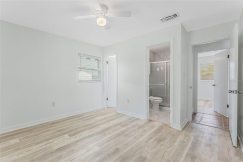 House in Orlando, Florida 3 bedrooms, 183.39 sq.m. № 1885617 - photo 18