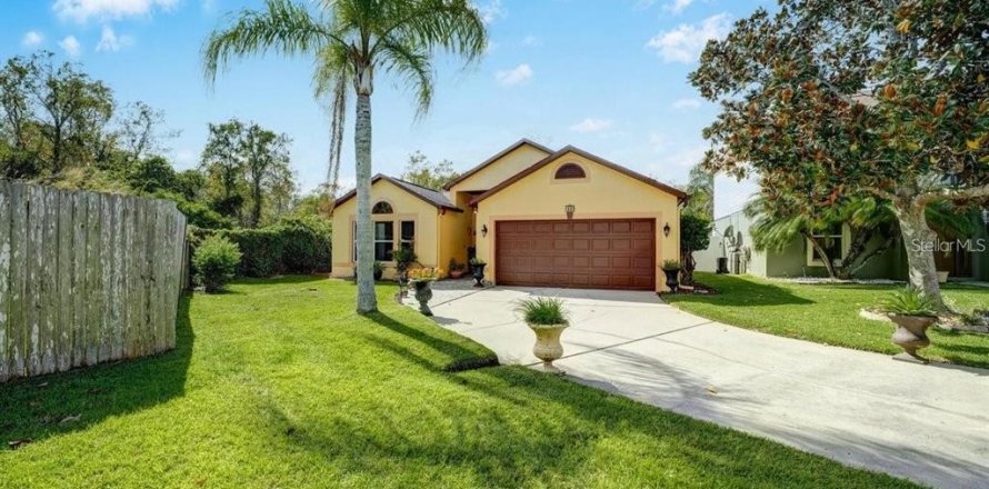 Villa ou maison à Sanford, Floride 3 chambres, 174.1 m2 № 1775441