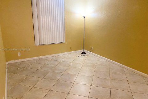 Condominio en venta en Sunrise, Florida, 1 dormitorio, 74.32 m2 № 1706457 - foto 9