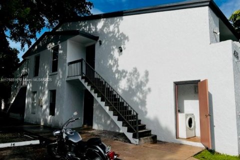 Condominio en venta en Sunrise, Florida, 1 dormitorio, 74.32 m2 № 1706457 - foto 20