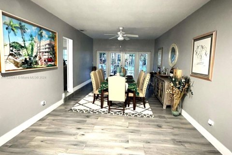 Villa ou maison à vendre à Miami, Floride: 4 chambres, 264.96 m2 № 1937970 - photo 7