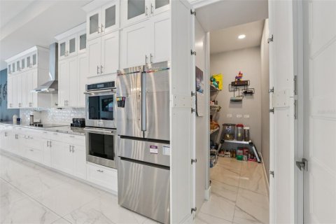 House in Belleair, Florida 4 bedrooms, 244.89 sq.m. № 1873105 - photo 29