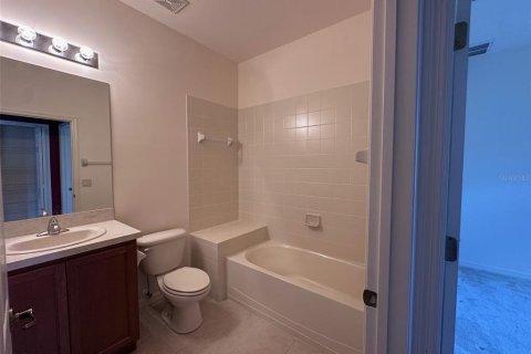 House in Winter Haven, Florida 2 bedrooms, 103.86 sq.m. № 1644182 - photo 8