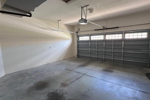 House in Winter Haven, Florida 2 bedrooms, 103.86 sq.m. № 1644182 - photo 7