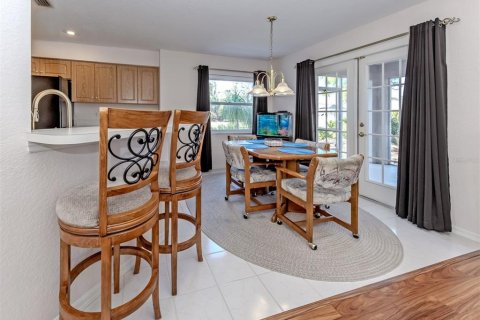 Villa ou maison à vendre à Venice, Floride: 3 chambres, 233.65 m2 № 2142774 - photo 12