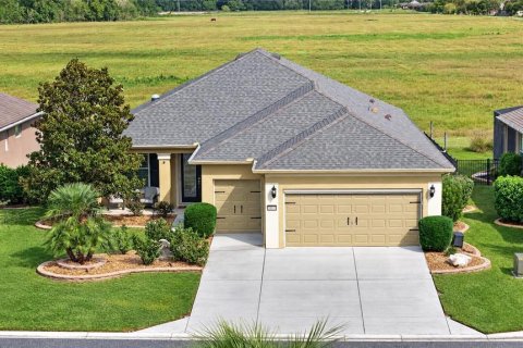Villa ou maison à Ocala, Floride 2 chambres, 176.89 m2 № 2437291