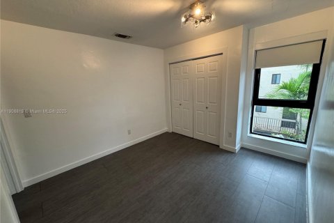 Apartment in Miami, Florida 2 bedrooms, 126.35 sq.m. № 1964676 - photo 19