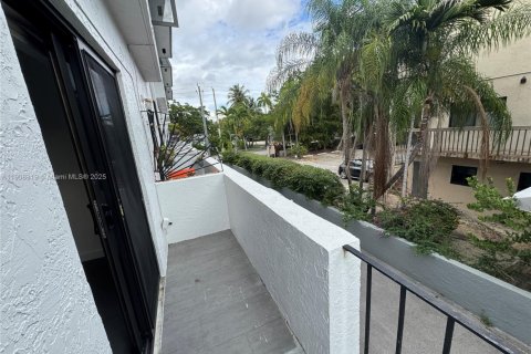 Apartment in Miami, Florida 2 bedrooms, 126.35 sq.m. № 1964676 - photo 10