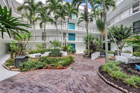 Condominio en Stuart, Florida, 2 dormitorios  № 2082912