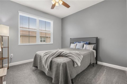 Townhouse in Lake Mary, Florida 3 bedrooms, 184.88 sq.m. № 2219534 - photo 19