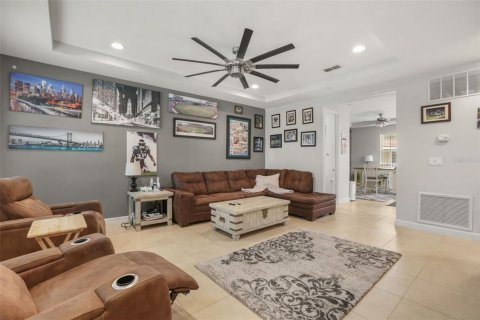 Townhouse in Lake Mary, Florida 3 bedrooms, 184.88 sq.m. № 2219534 - photo 13