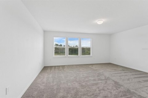 House in Lake Alfred, Florida 5 bedrooms, 317.35 sq.m. № 1903681 - photo 12