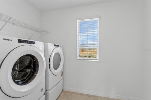 House in Lake Alfred, Florida 5 bedrooms, 317.35 sq.m. № 1903681 - photo 22