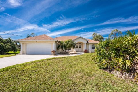 Casa en venta en Rotonda, Florida, 3 dormitorios, 178.65 m2 № 1563021 - foto 2